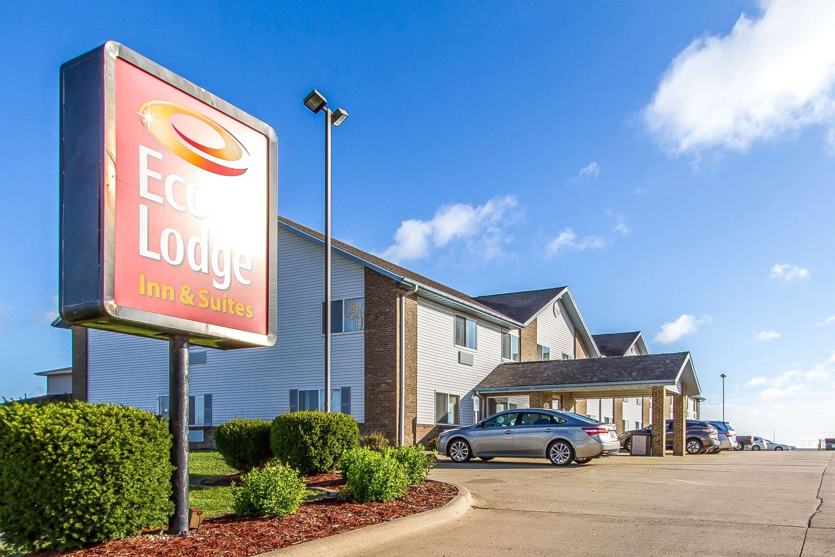 Econo Lodge Inn&Suites Pekin Exterior foto
